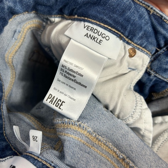 PAIGE Verdugo Ankle Jean with Frayed Sides - Picture 4 of 6